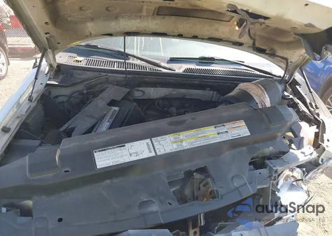 1999 Ford F-150 Work Series/Xl/Xlt из США, поврежденный, VIN 1FTZX1725XNB95932